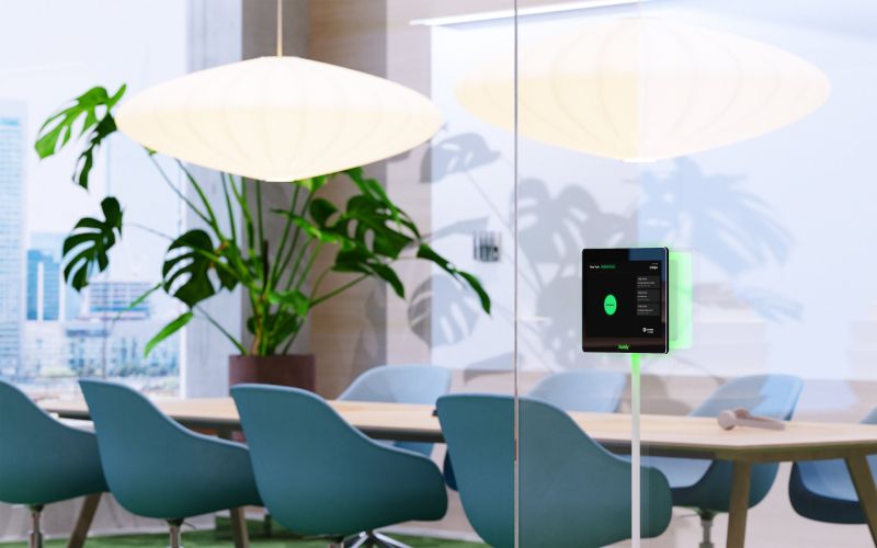 Comeen_Humly_Room_Display_800px